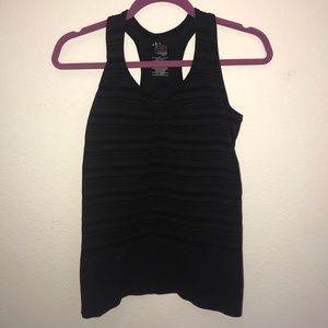 Workout tank top
